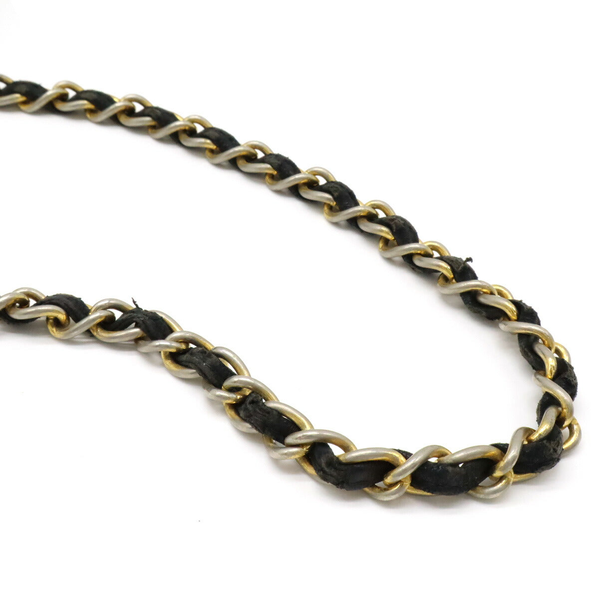 シャネル マトラッセ パテント レザー ショルダー バッグ