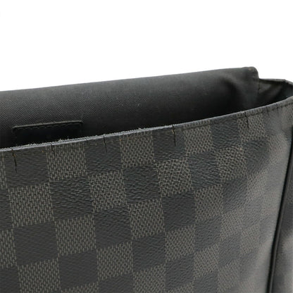 ルイヴィトン メッセンジャーPM ダミエグラフィット ショルダーバッグ