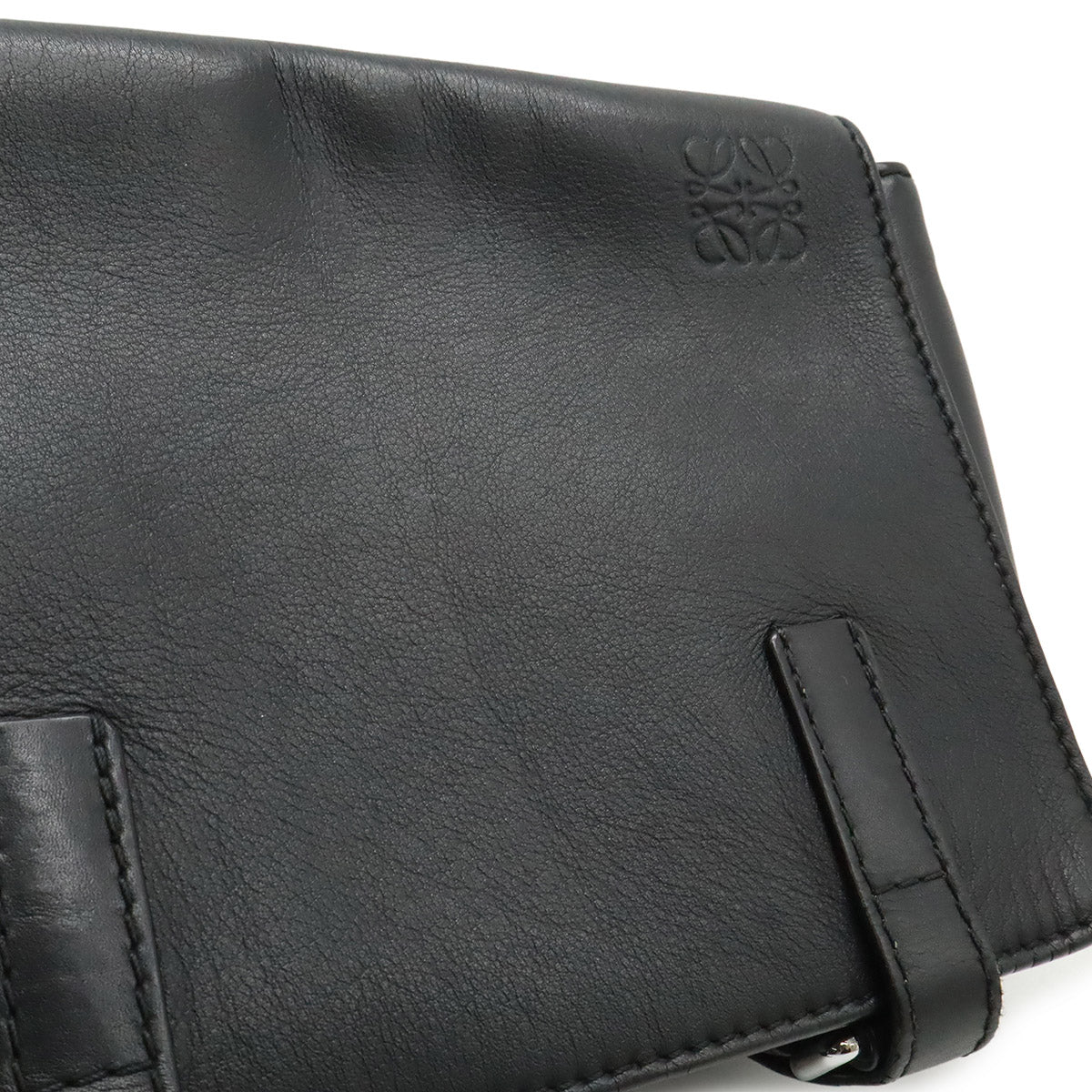 ロエベ アナグラム レザーショルダーバッグ