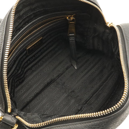 プラダ ヴィッテロダイノ レザー ショルダーバッグ