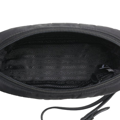 プラダ ヴェラ Re-Nylon トライアングルロゴ ナイロンポーチ