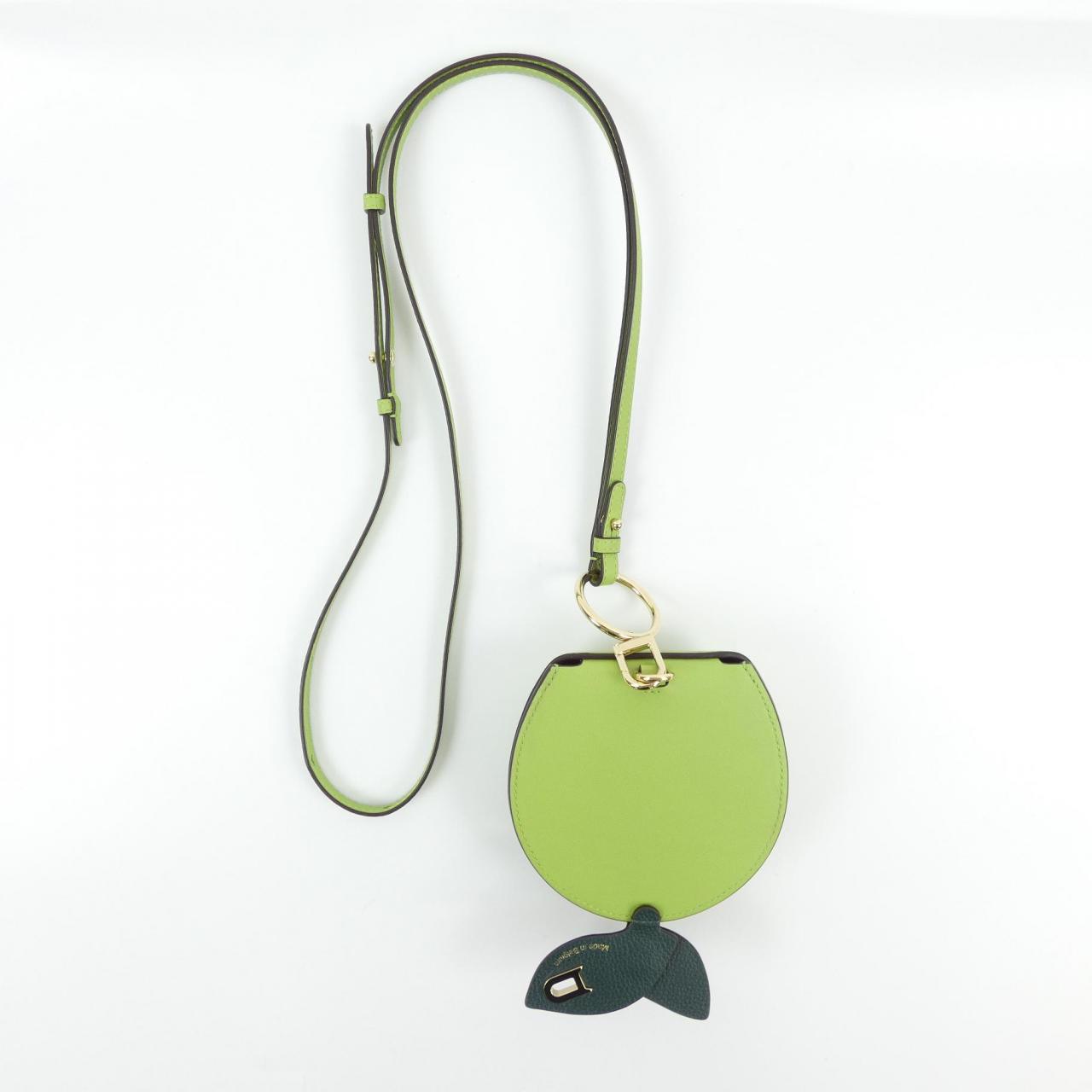 デルヴォー LA POMME CROSSBODY SUPPLE CALF バッグ