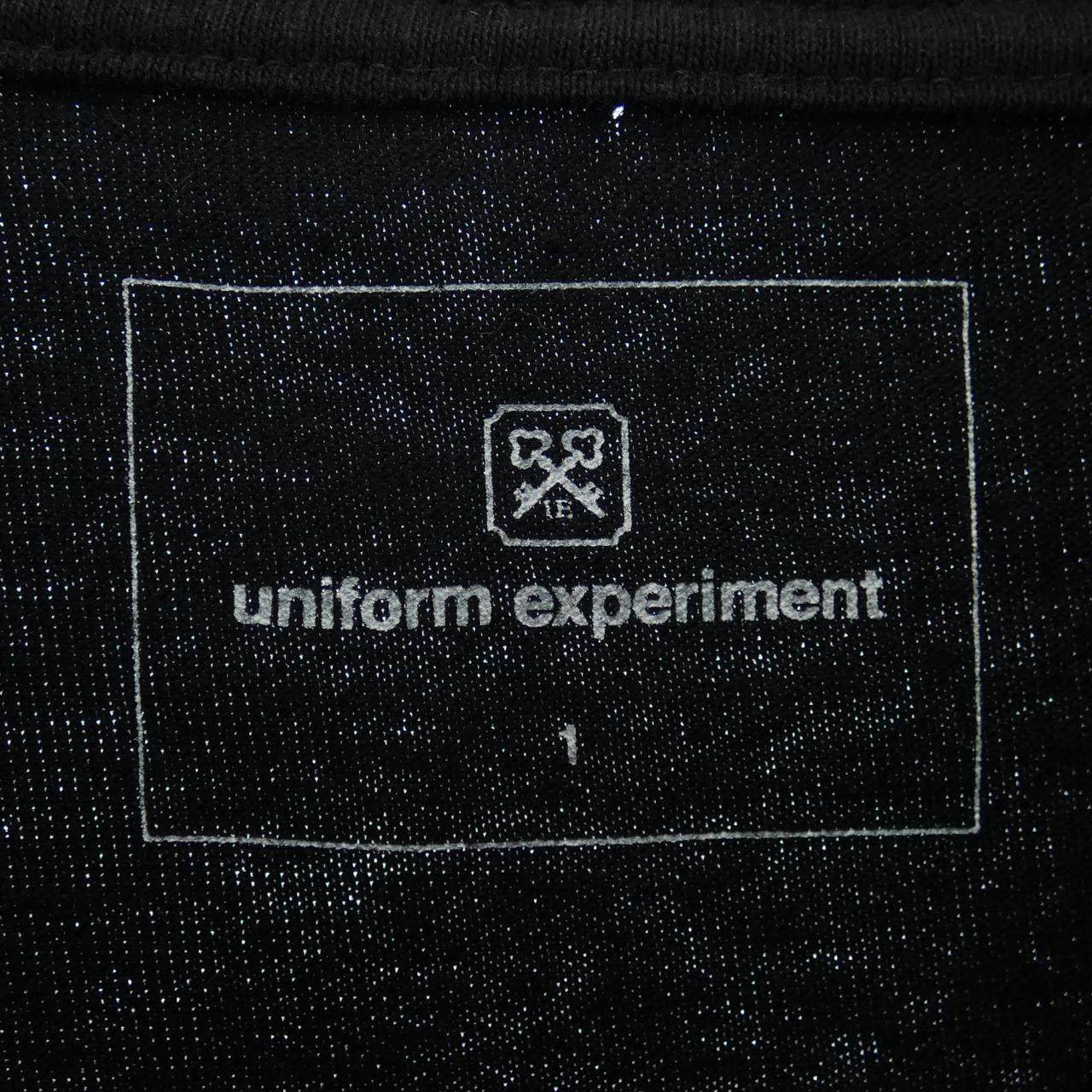 ユニフォームエクスペリメント コットンTシャツ