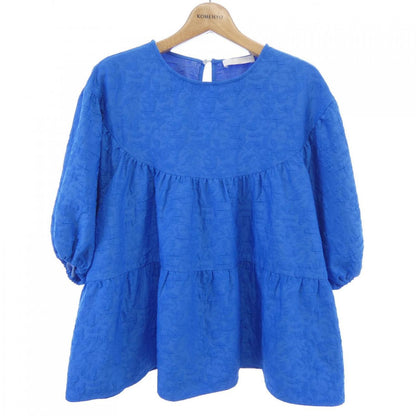 マーレット トップス