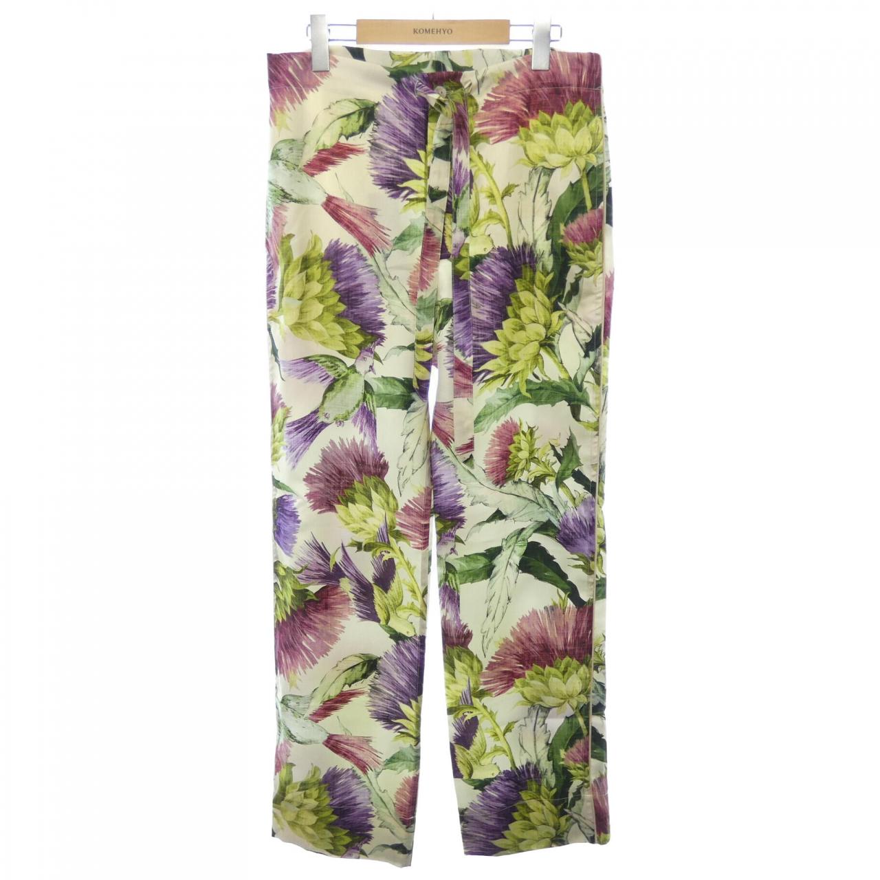 グッチ 663490 ZAMBD シルク セットアップ