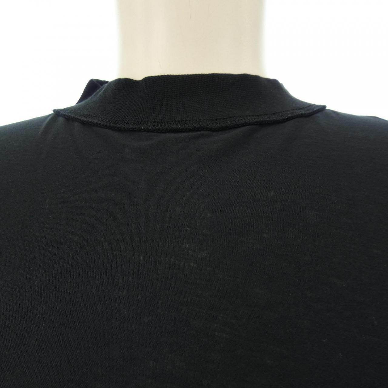 バレンシアガ Tシャツ
