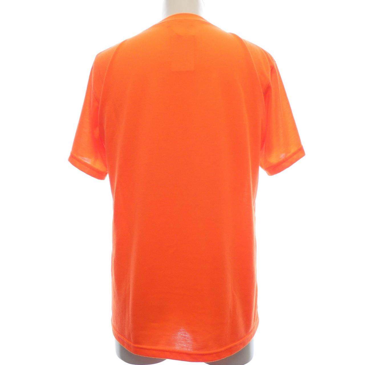 バレンシアガ Tシャツ