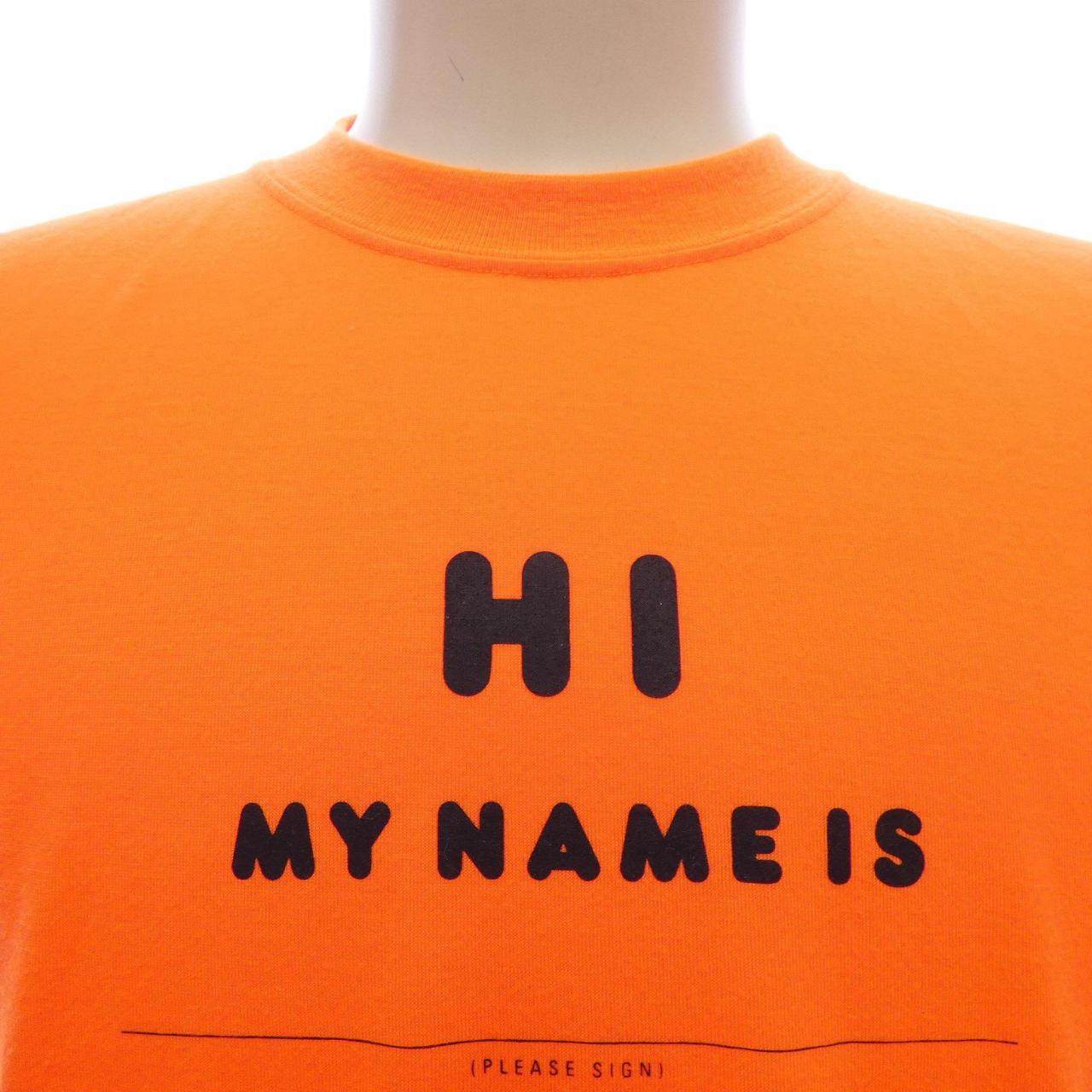 バレンシアガ Tシャツ