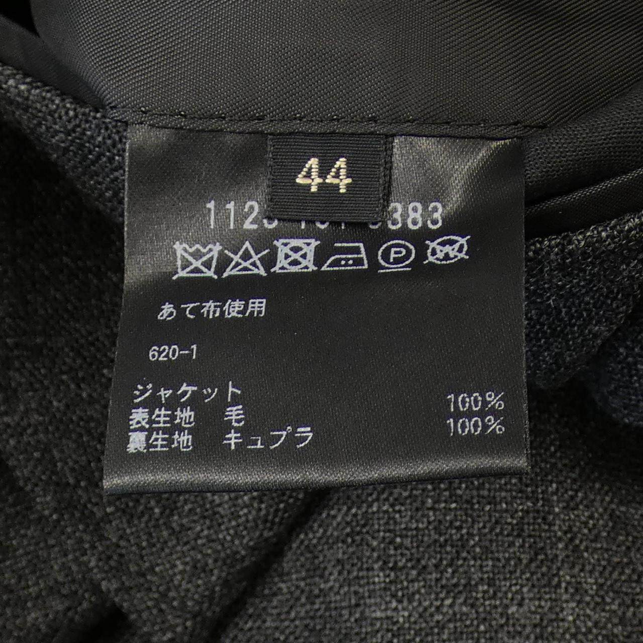 ソブリン スーツ