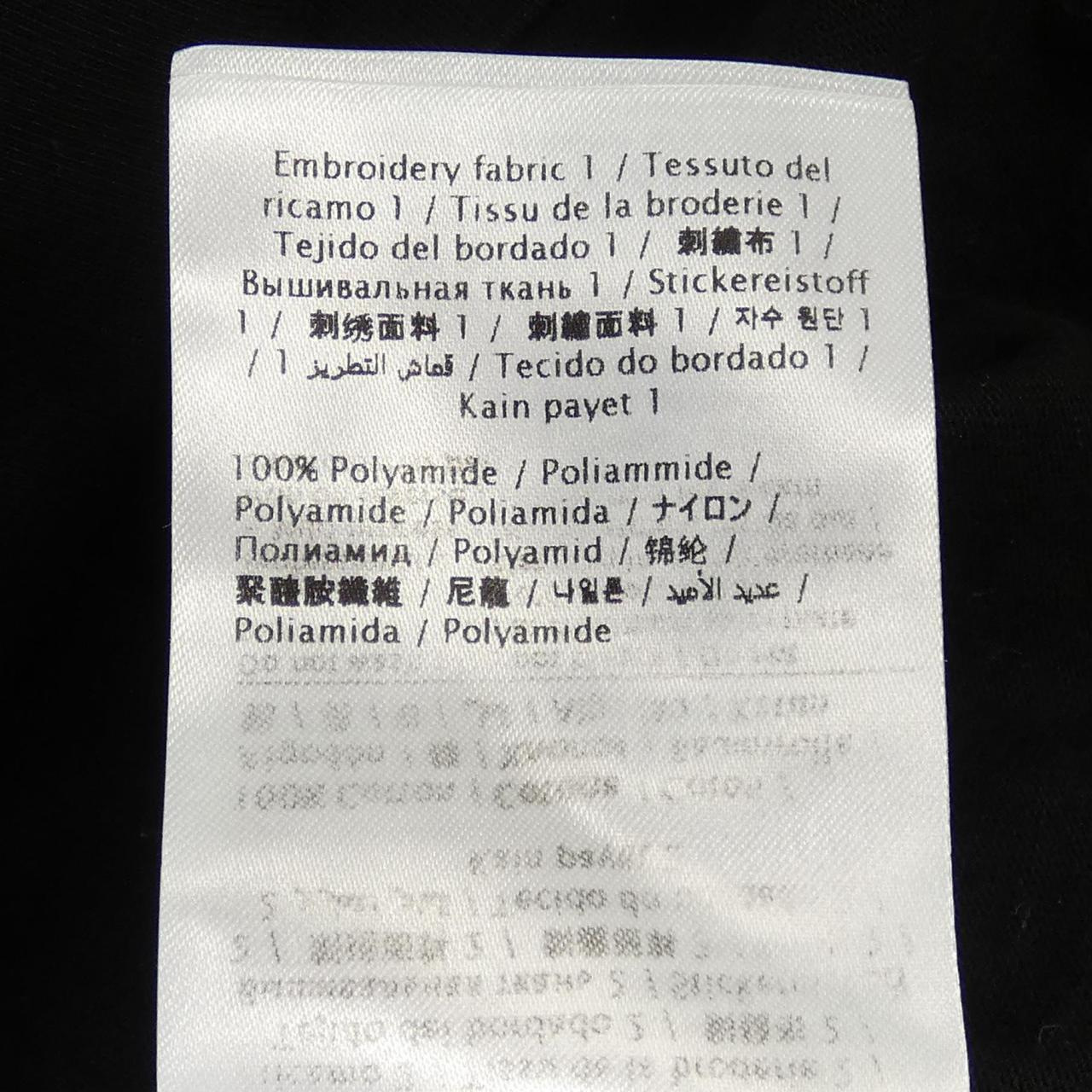 ヴァレンティノ Tシャツ