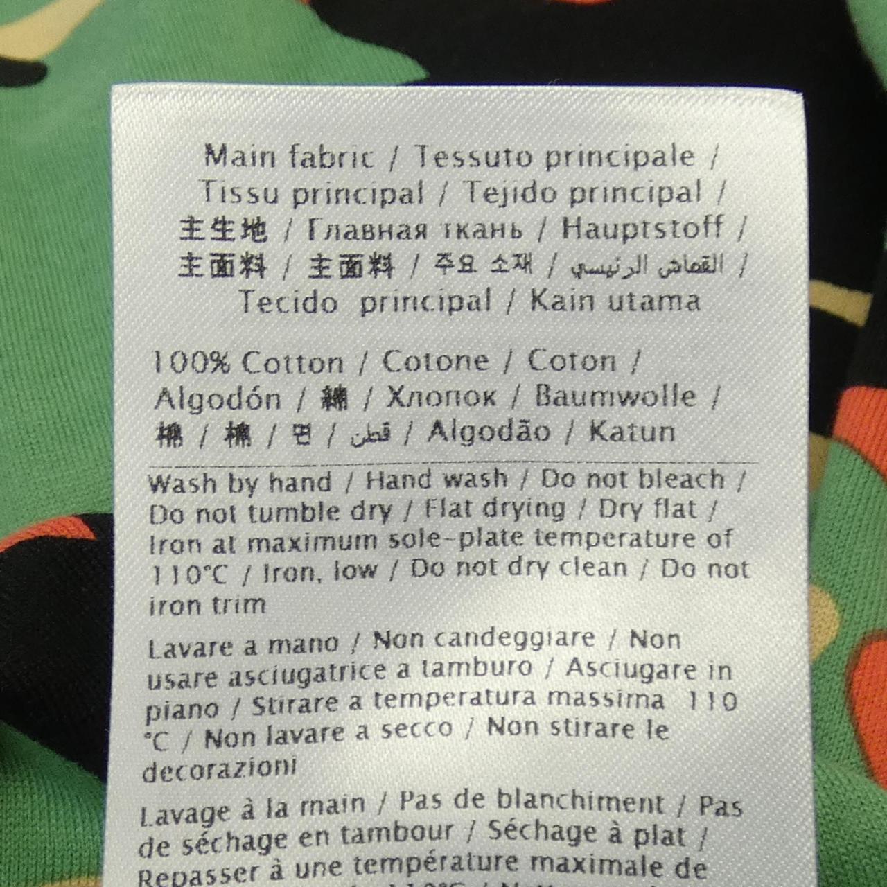 ヴァレンティノ Tシャツ