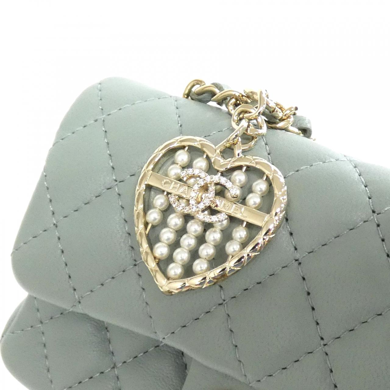 シャネル ラムスキン バッグチャーム