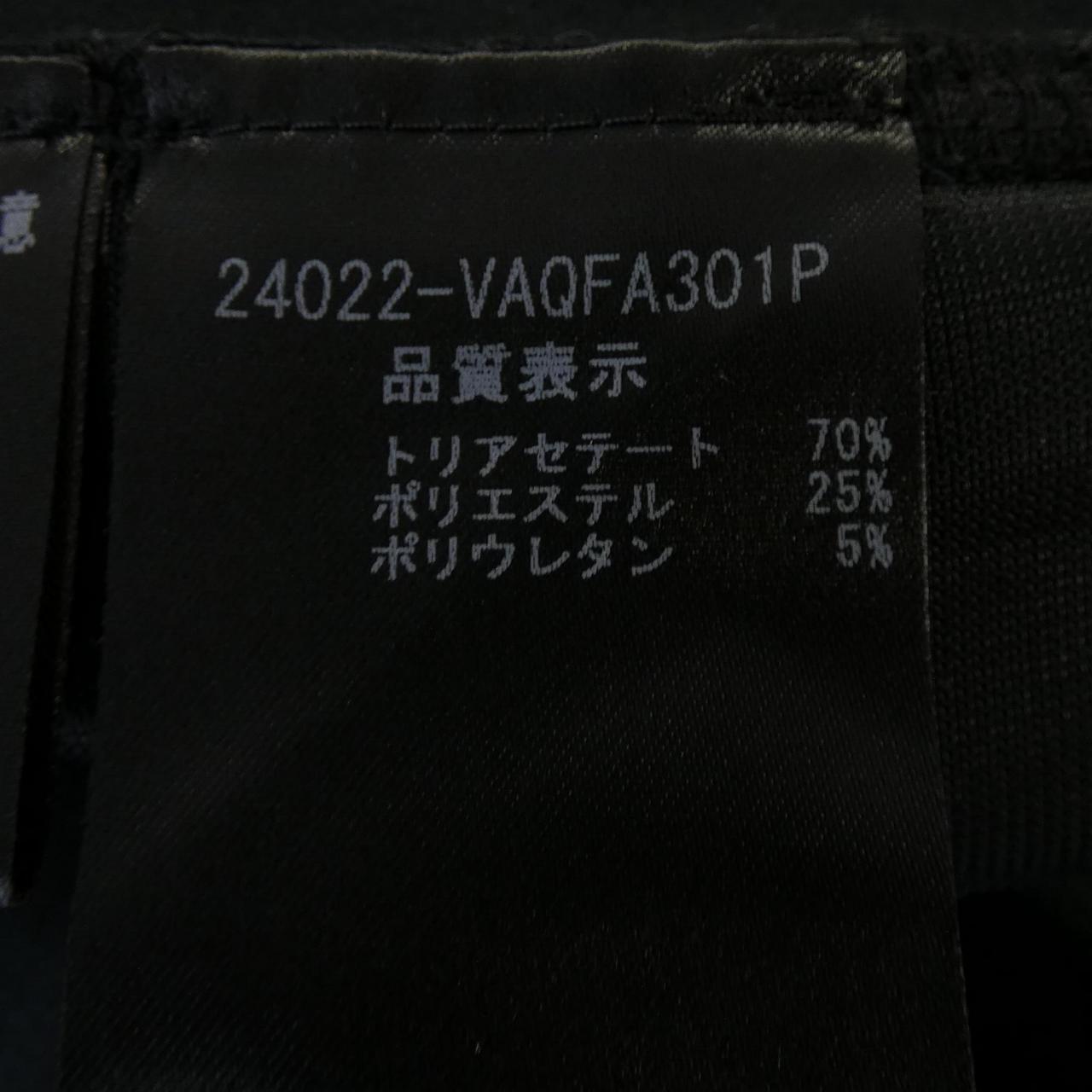 ヴェロアノワール オールインワン