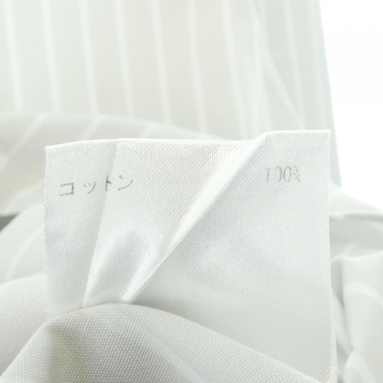 エリッコフォルミコラ シャツ