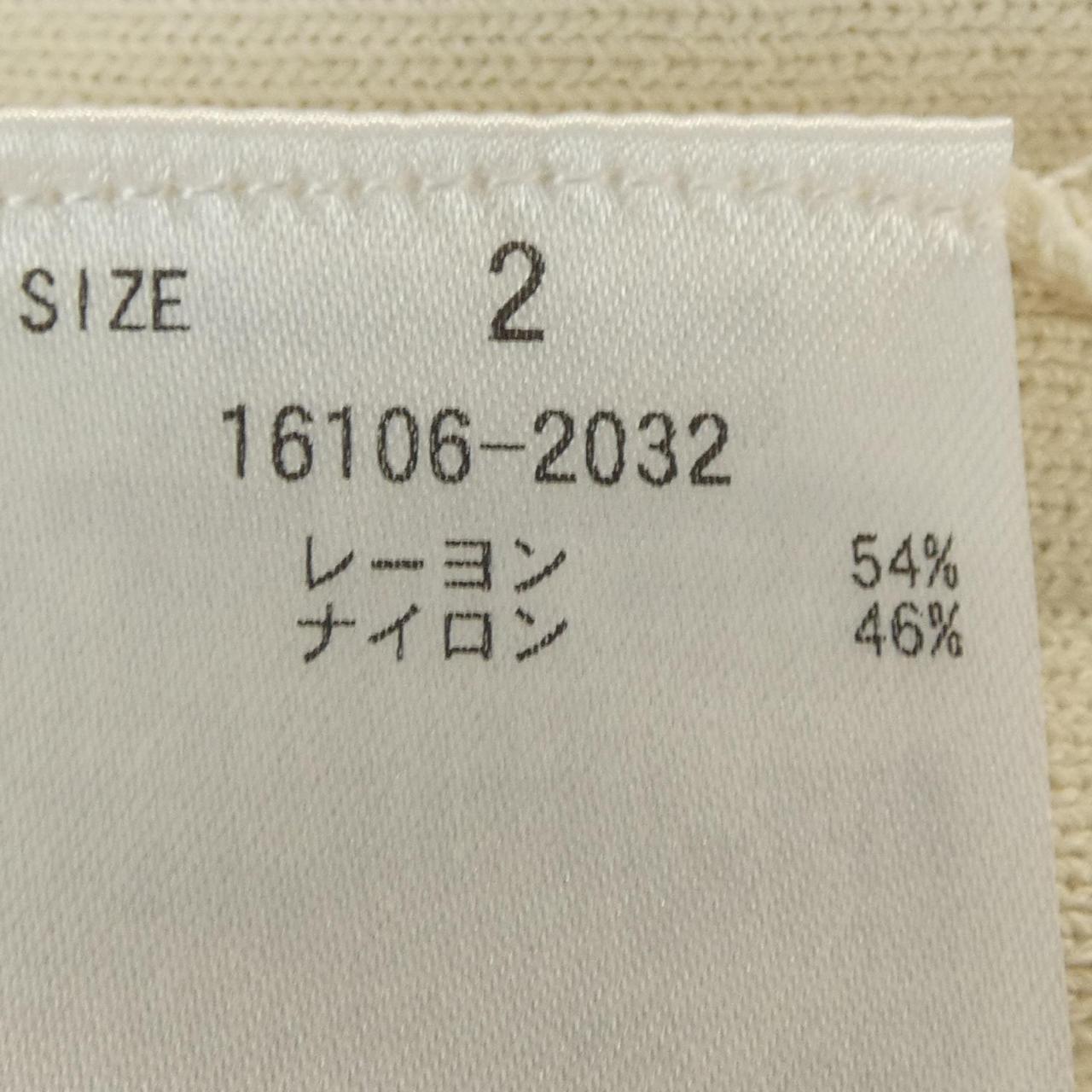 クラネ ニットトップス
