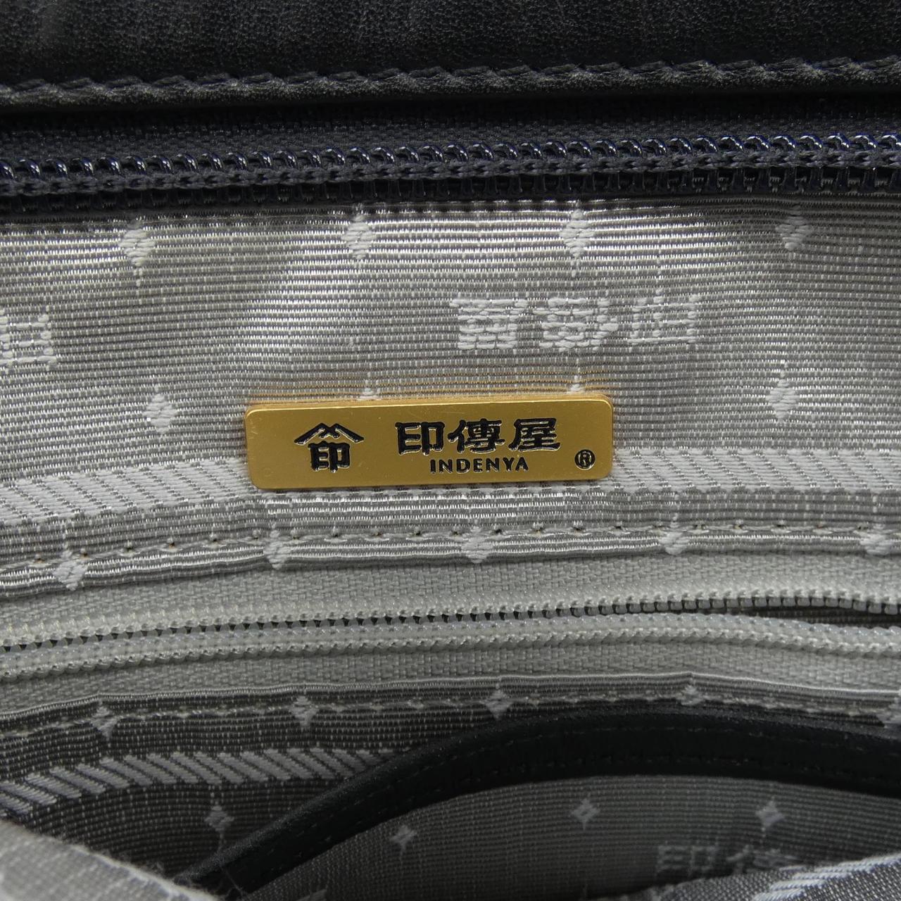 印傳屋 レザーショルダーバッグ