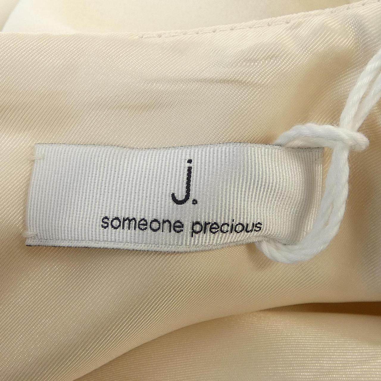 SOMEONE PRECIOUS ワンピース