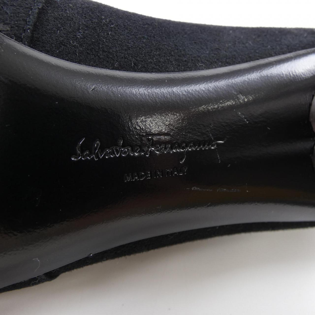 サルヴァトーレ フェラガモ レザーブーツ