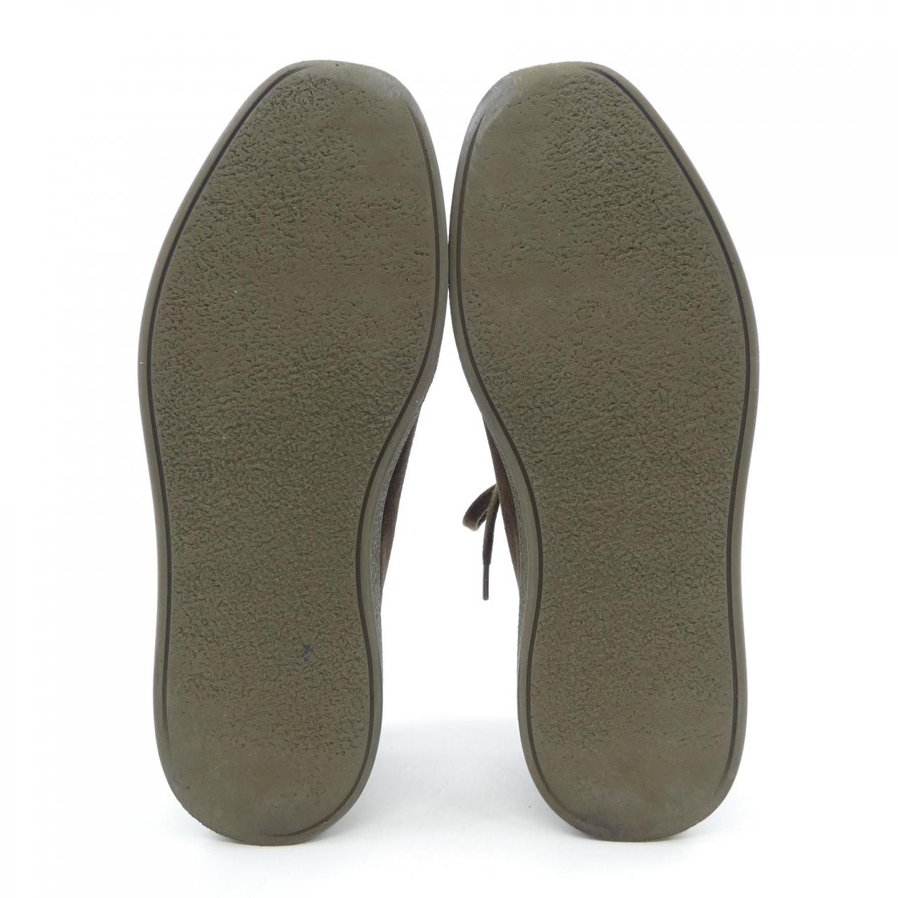 ジョンロブ スニーカー