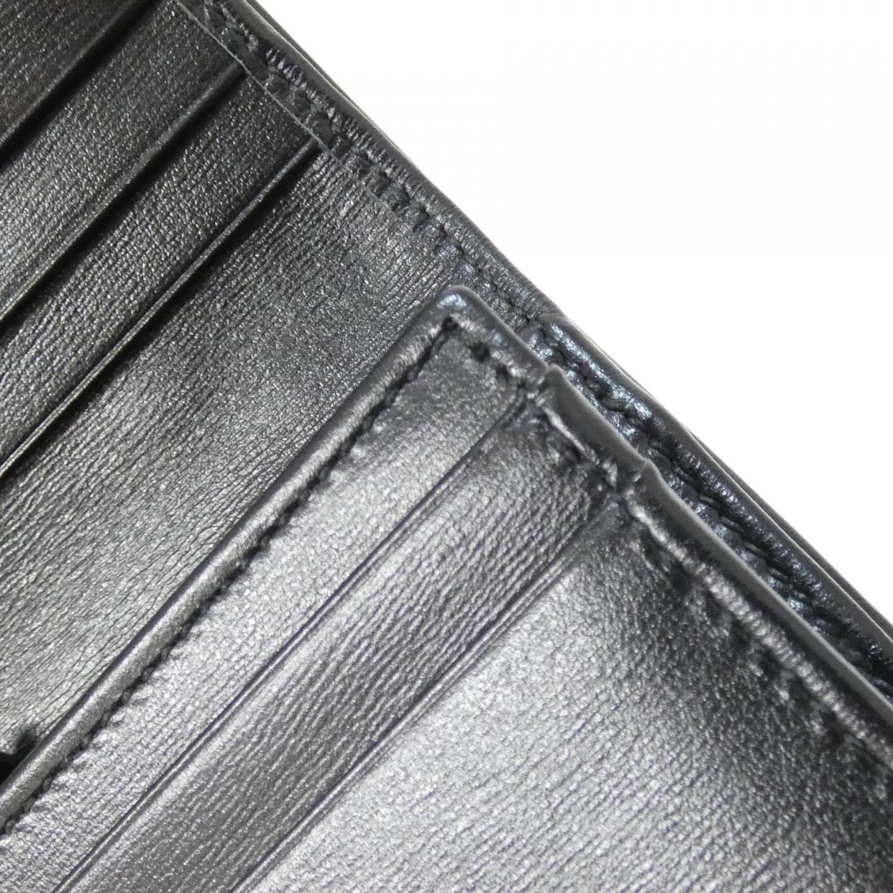 グッチ レザーウォレット