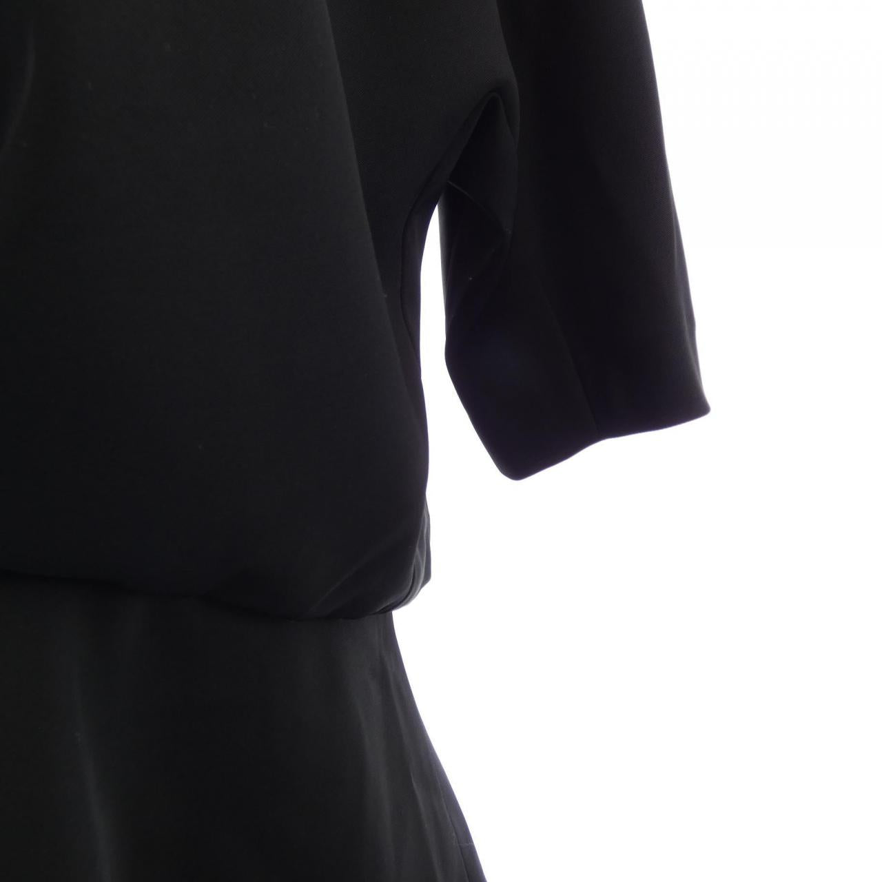 シクラス トップス