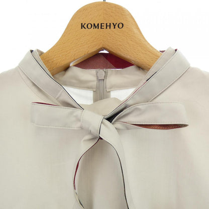 ブルーレーベルクレストブリッジ トップス