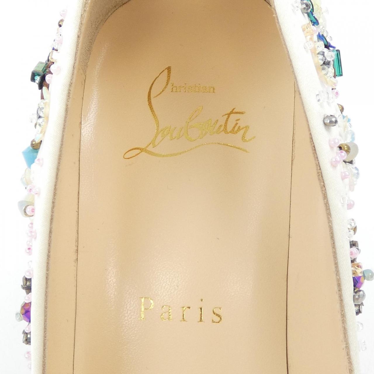 クリスチャン ルブタン パンプス