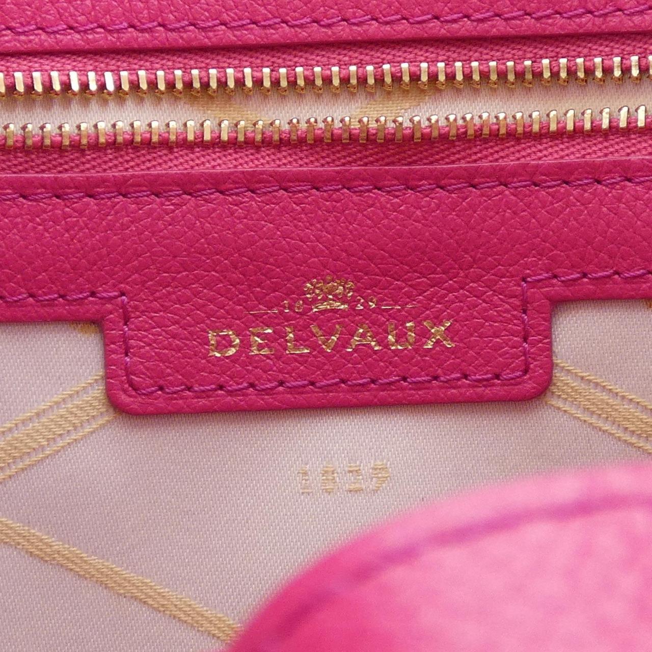 デルヴォー バッグ