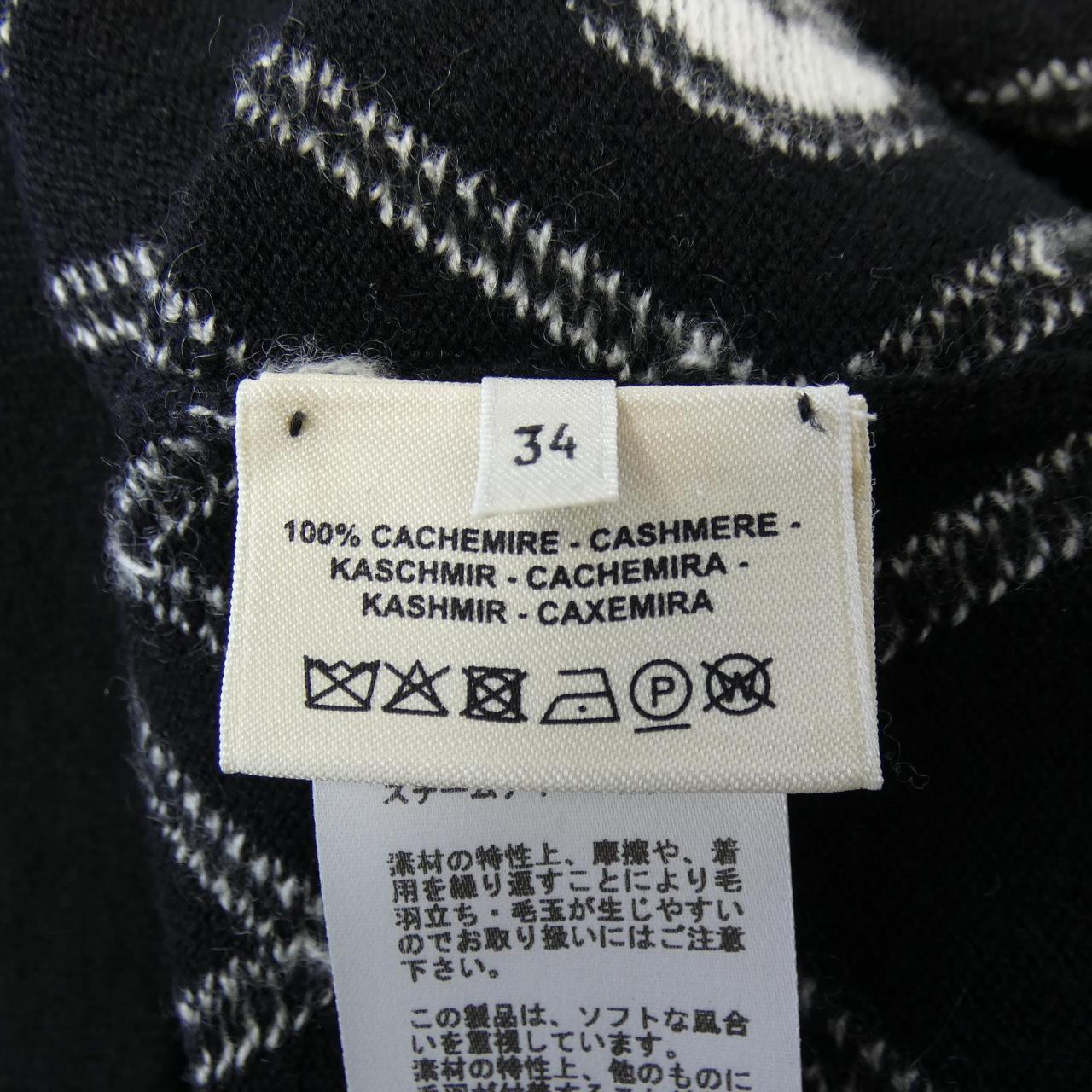 エルメス ラウンドH カシミアワンピース