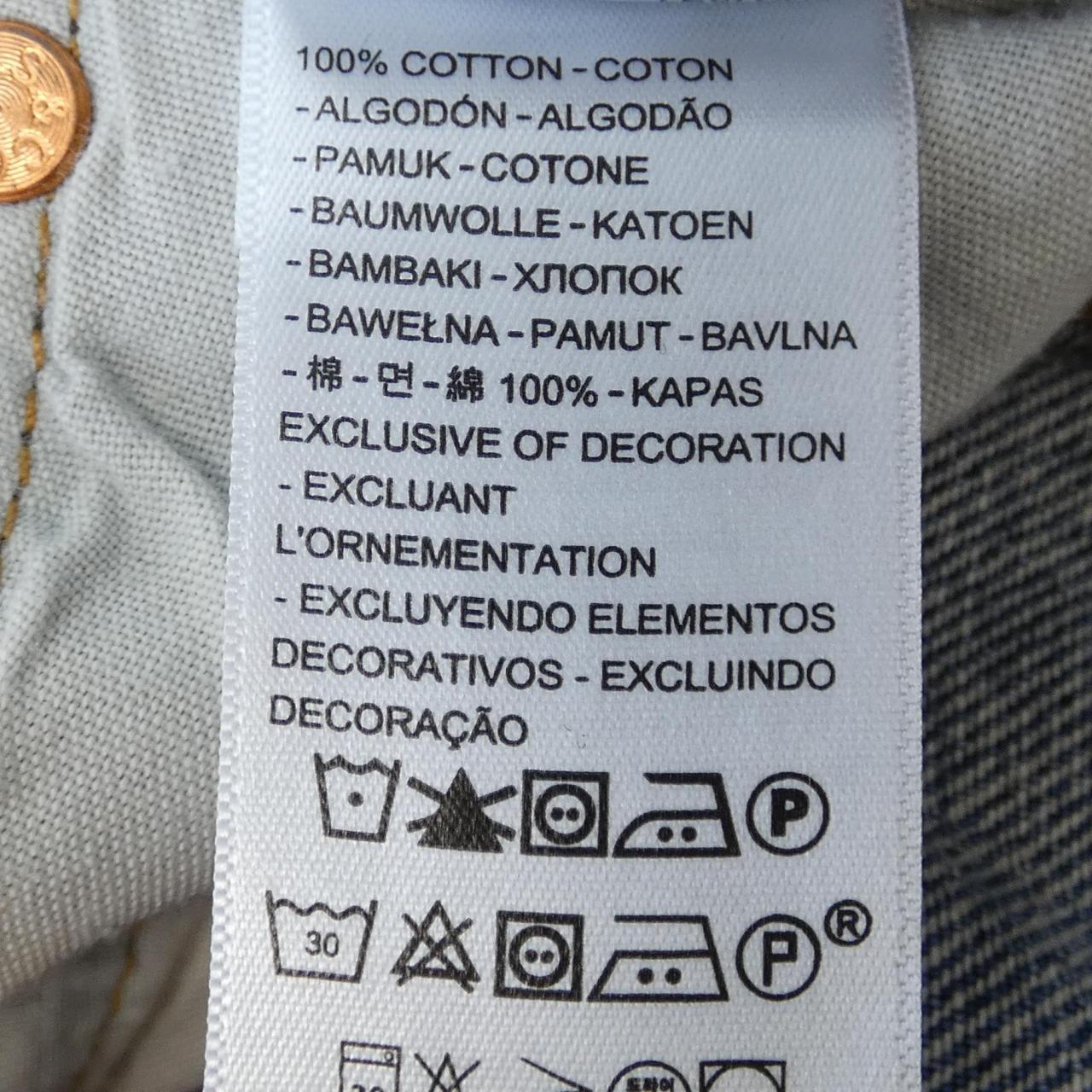 リーバイス ジーンズ