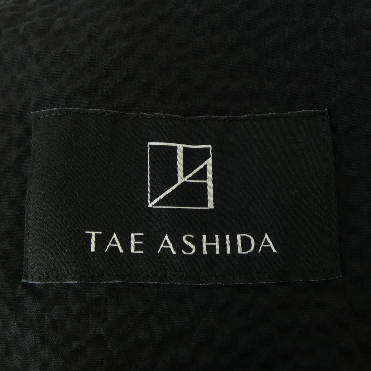 タエアシダ スカート