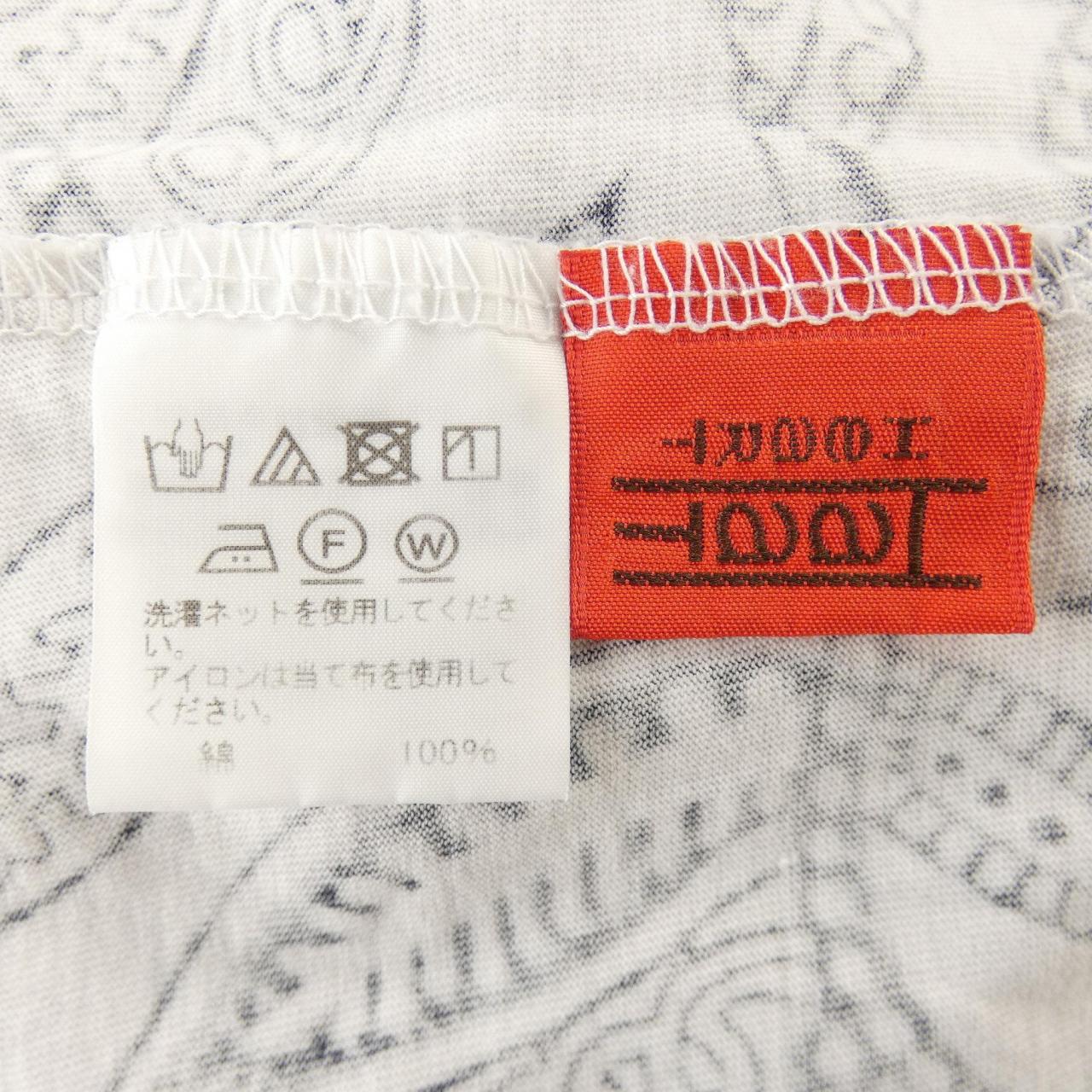 ハート Tシャツ