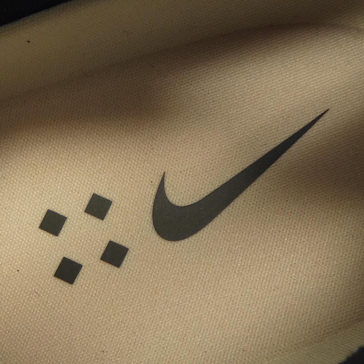ナイキ スニーカー
