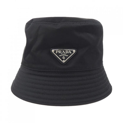 プラダ トライアングルロゴ Re-Nylon ハット