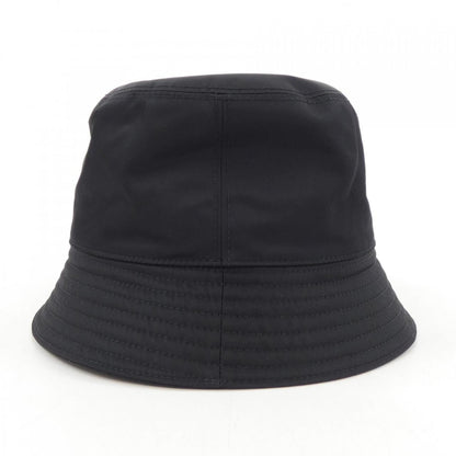 プラダ トライアングルロゴ Re-Nylon ハット