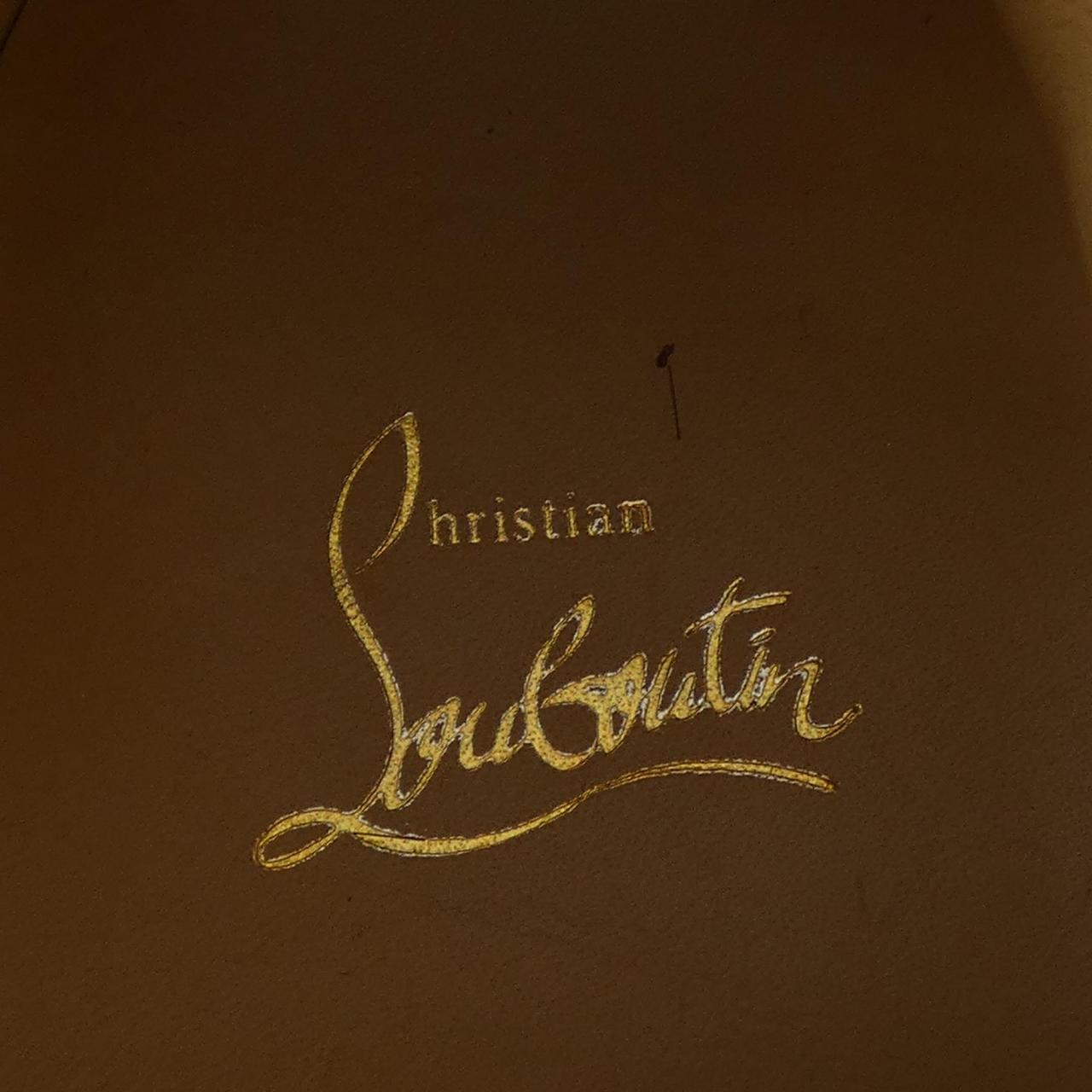 クリスチャンルブタン スニーカー