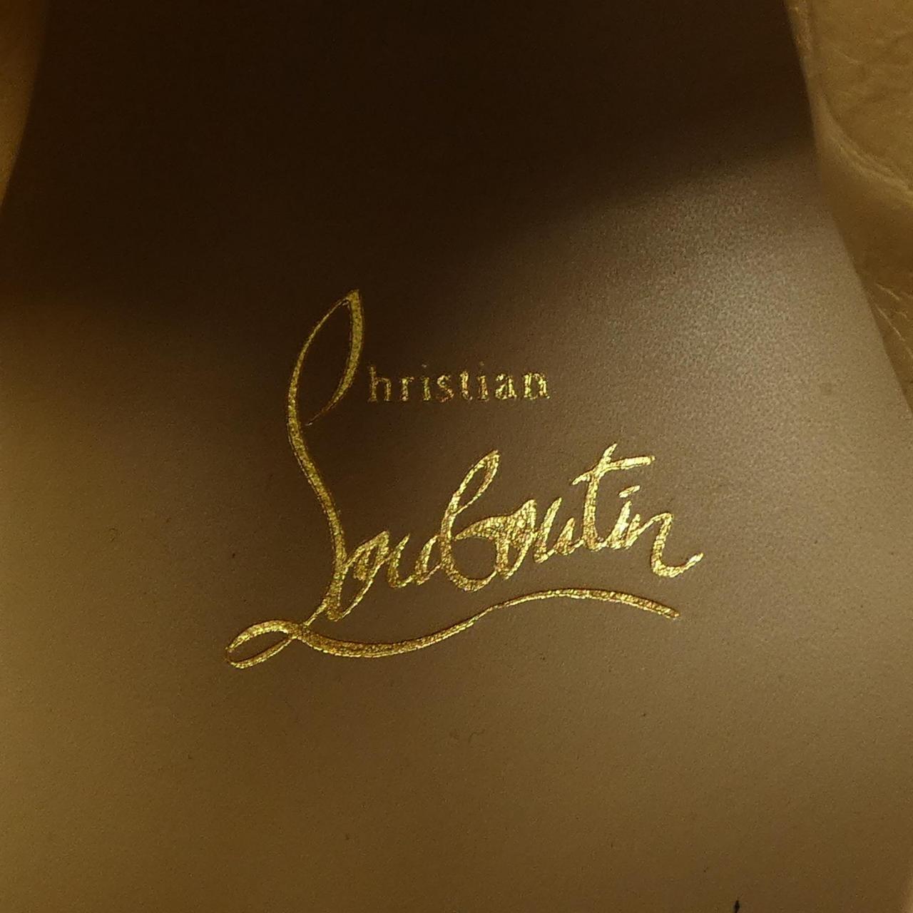 クリスチャンルブタン スニーカー