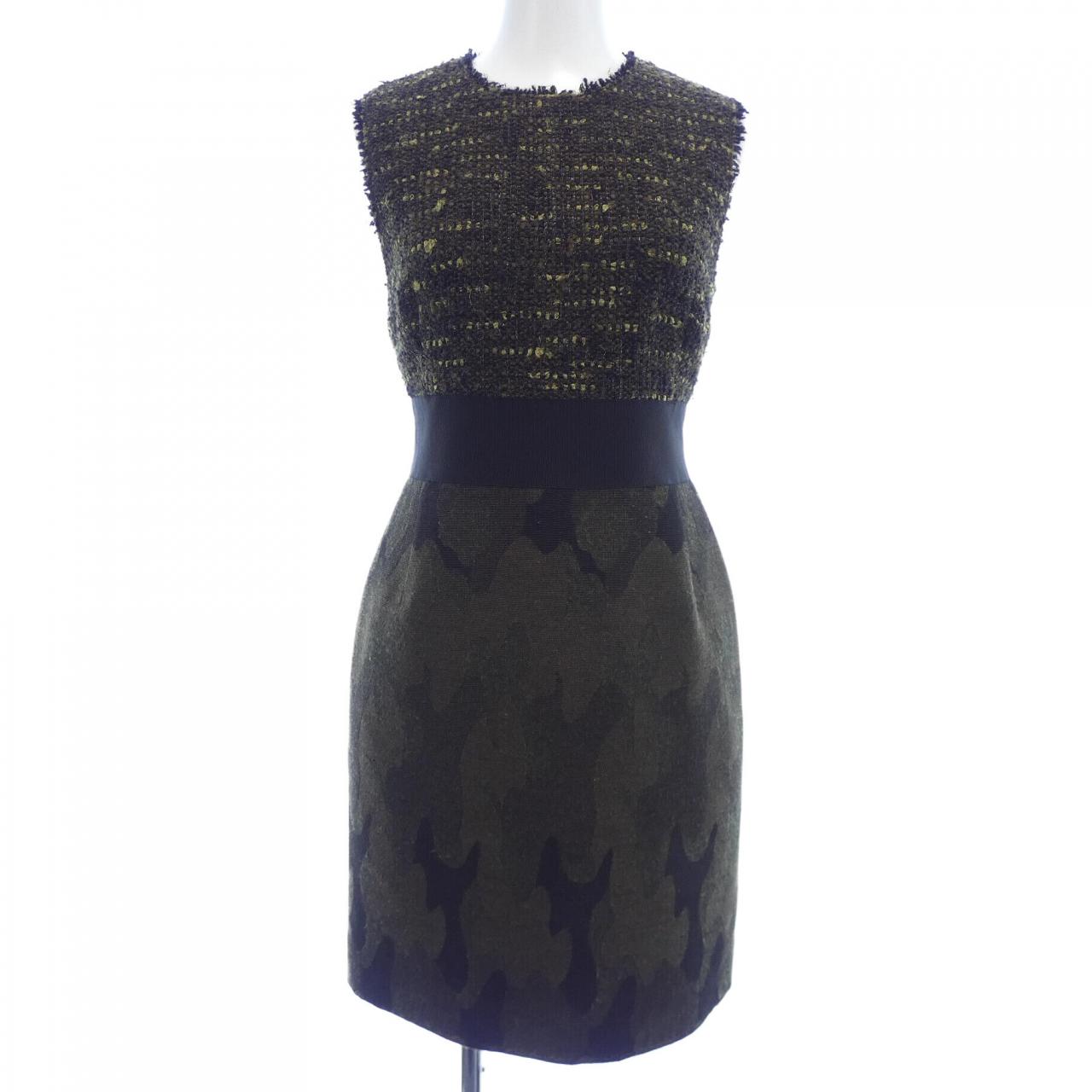 ジャンバティスタヴァリ ワンピース