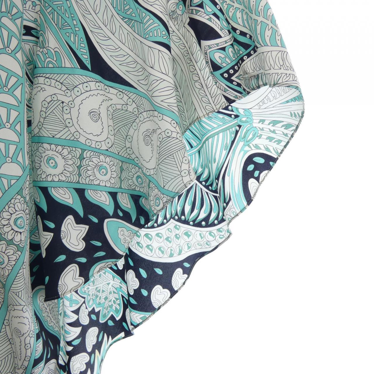 エルメス LE JARDIN MAHARANI シルクトップス