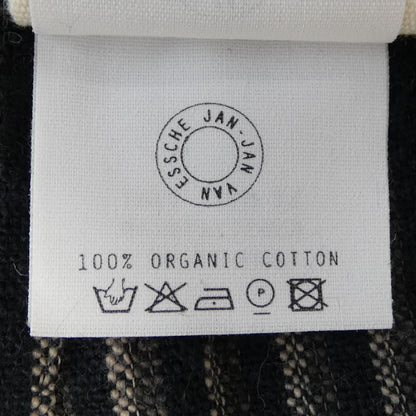 ヤンヤンヴァンエシュ トップス