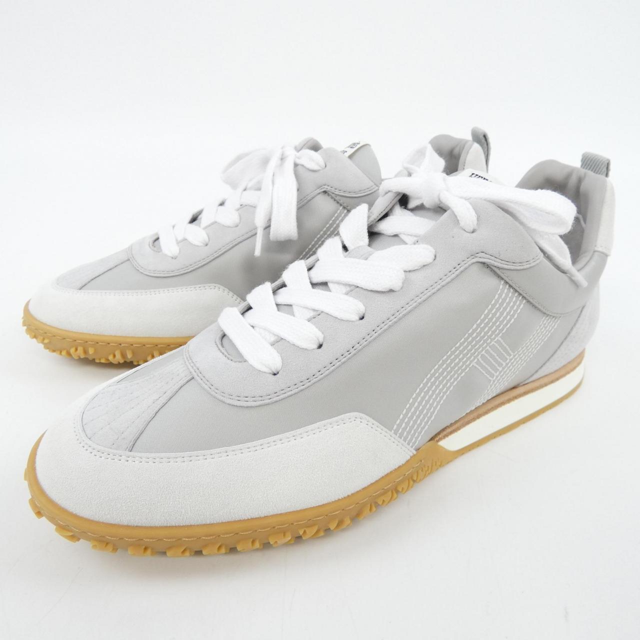 エルメス スニーカー