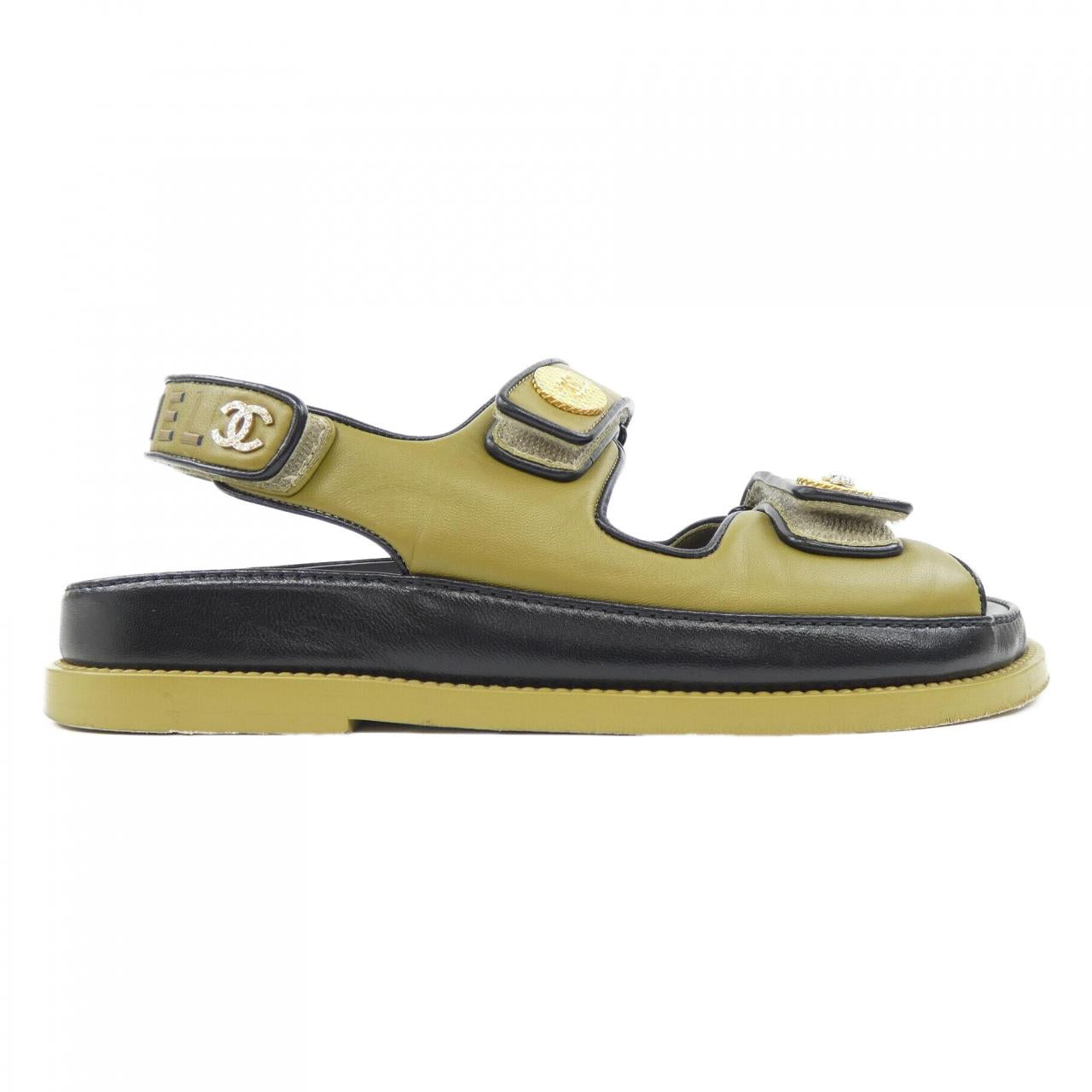 シャネル ラムスキン サンダル