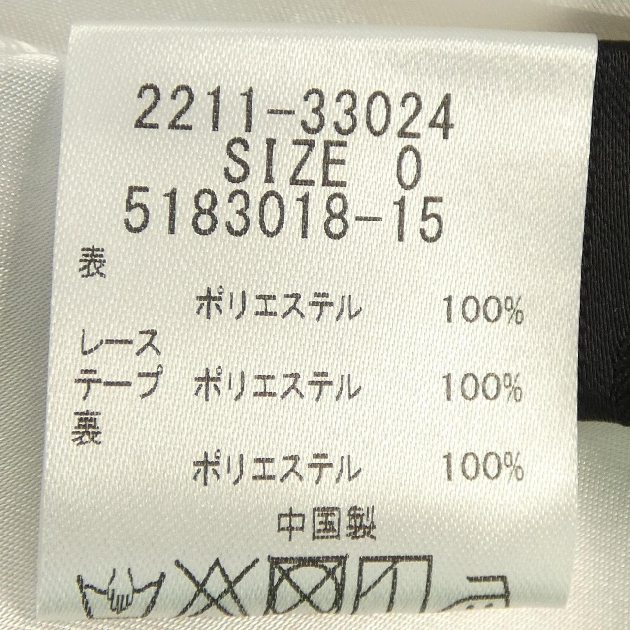 クィーンズコート スカート