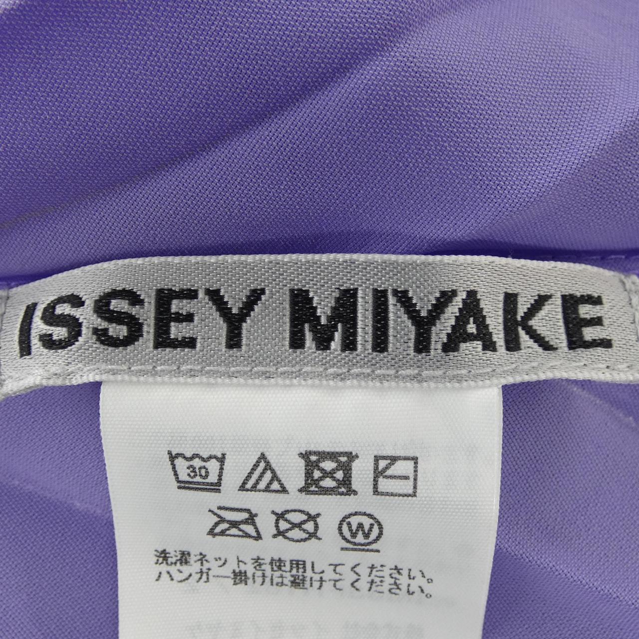 イッセイミヤケ ワンピース