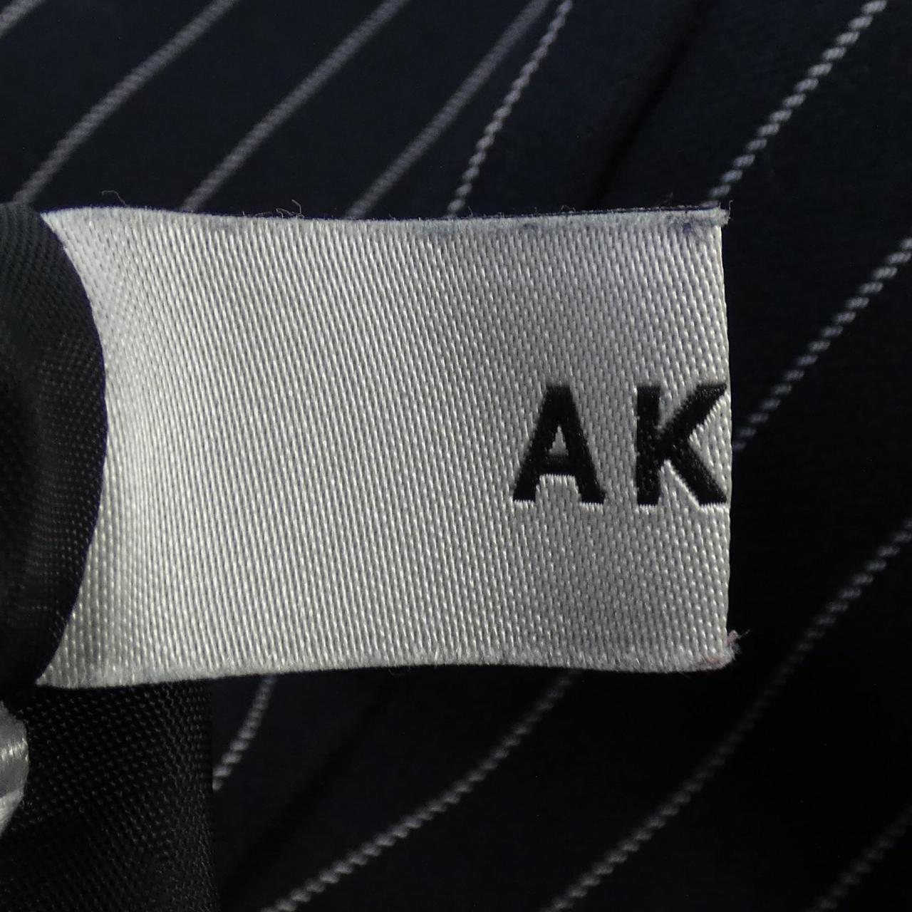 AKTEパンツ