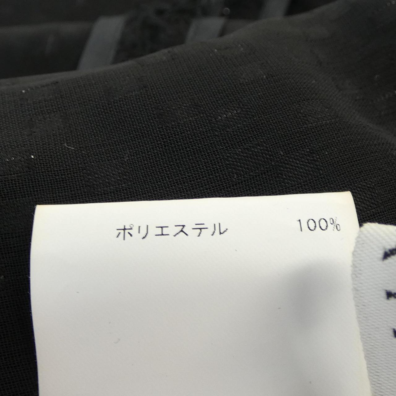 アナイ トップス
