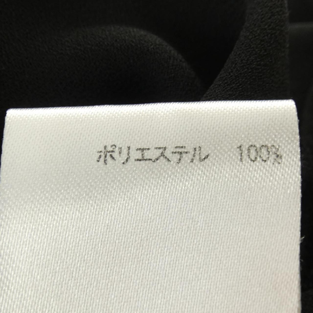 ミッシェルクラン トップス