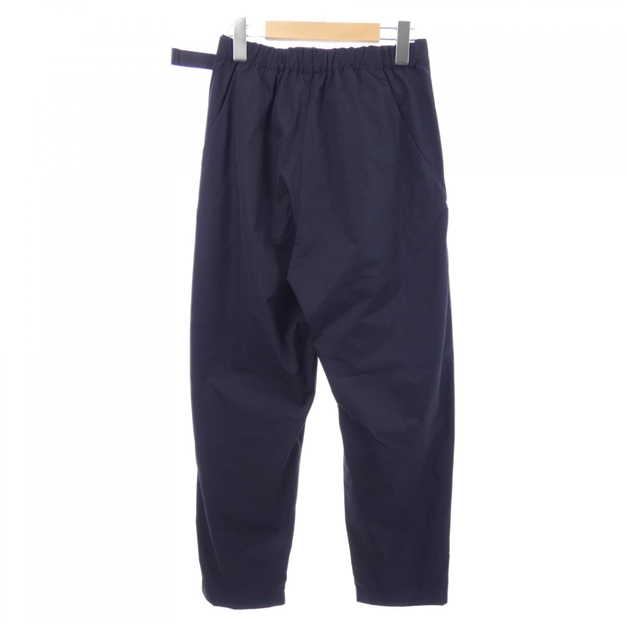 GOLDWIN パンツ