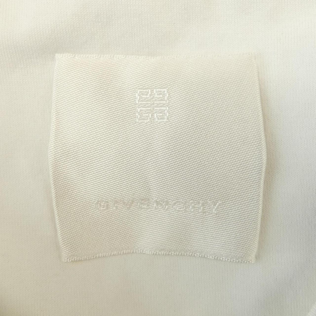 ジバンシィ Tシャツ