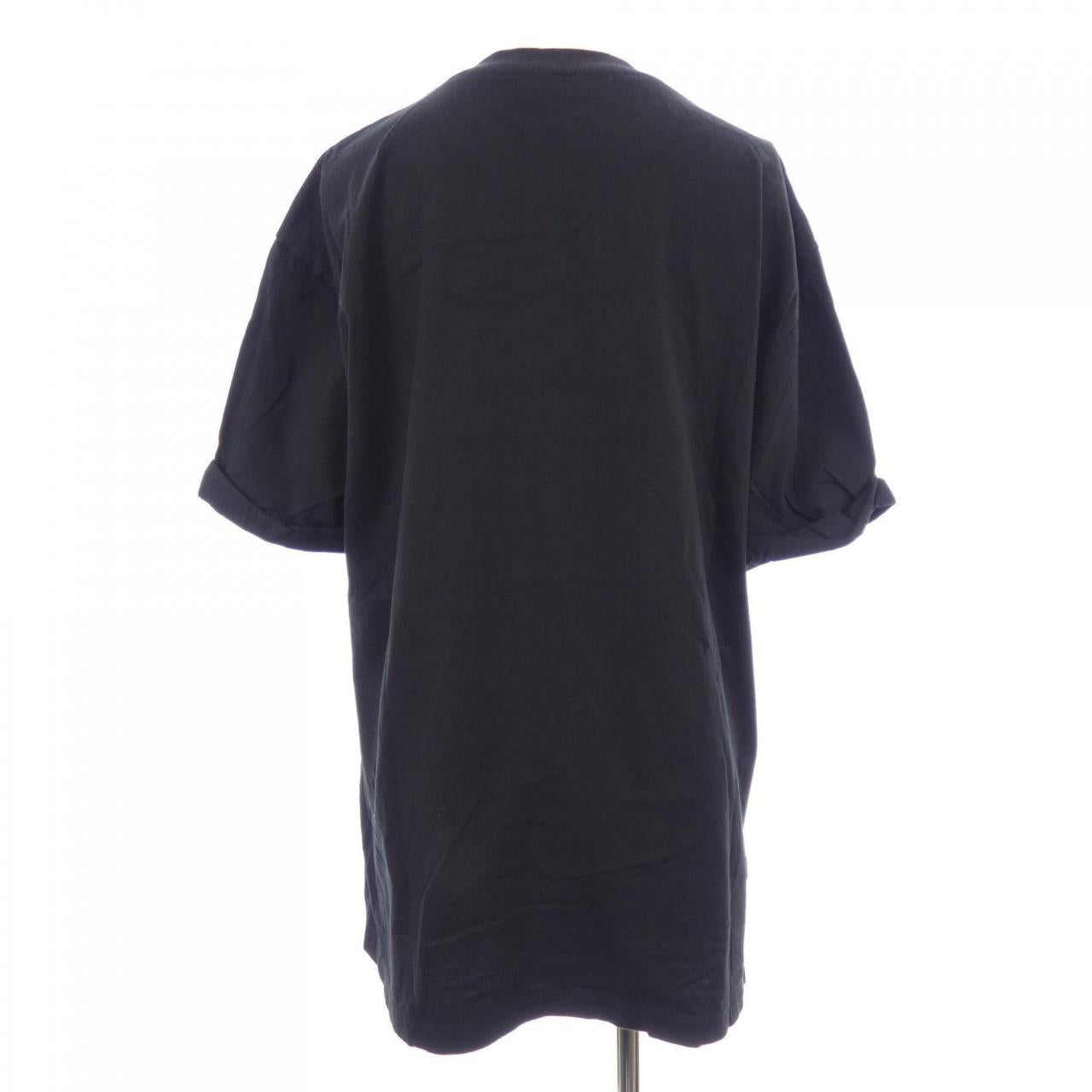 フェンディ Tシャツ